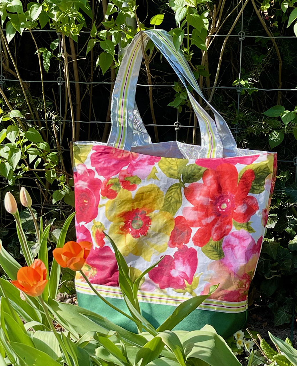 handgemachte Shopper-Tasche Swiss Made aus Möbelstoff