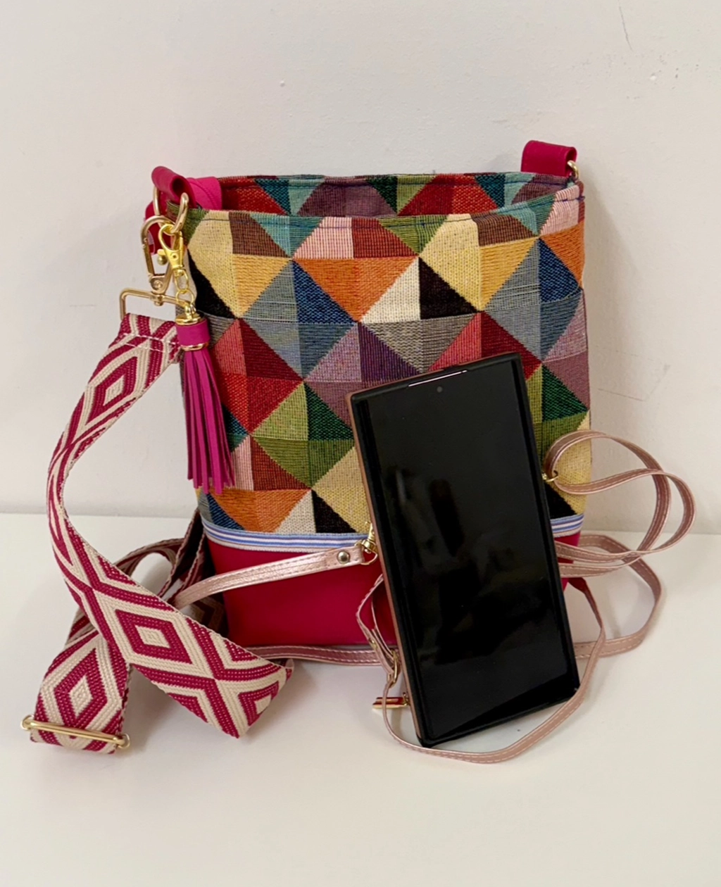 handgemachte Shopper-Tasche Swiss Made aus Möbelstoff